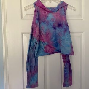 Crop top sweatshirt. Size medium.